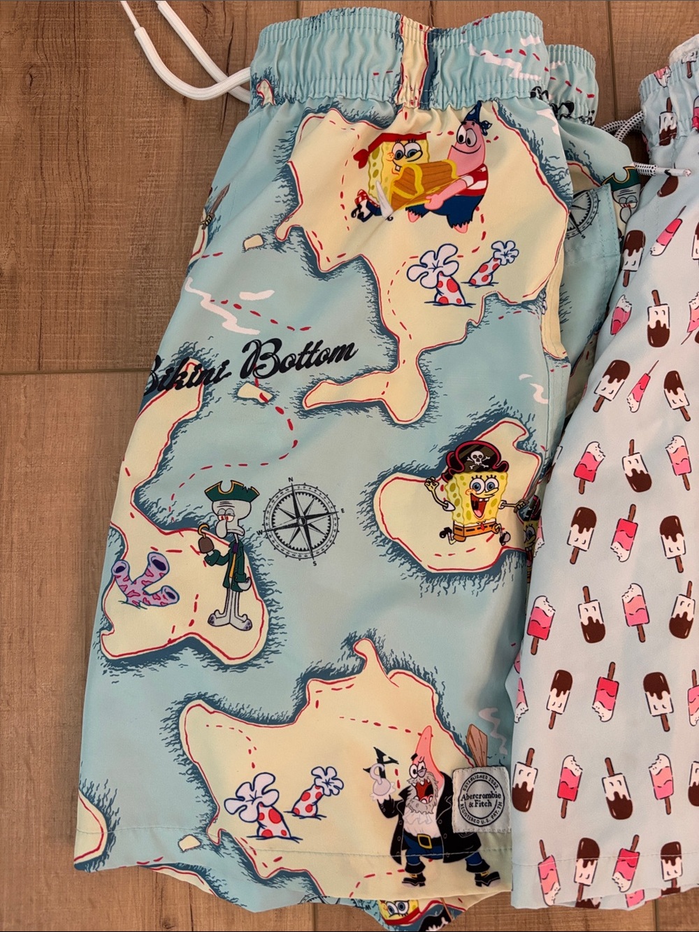 Abercrombie kids boys set of FOUR swim trunks - Picture 10 of 11